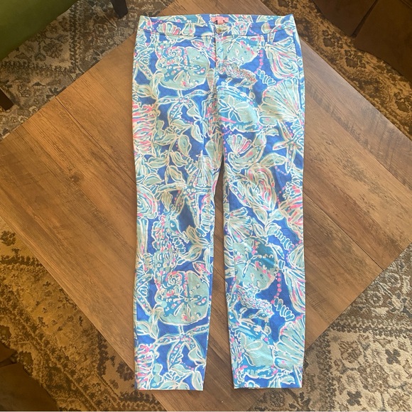 Lilly Pulitzer Pants - Lilly Pulitzer “Bay Blue Into the Deep” Cropped Cotton Ankle Pants Size 8